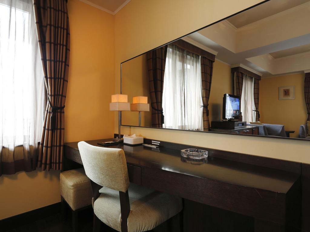Monterey La Soeur 4* Ōsaka