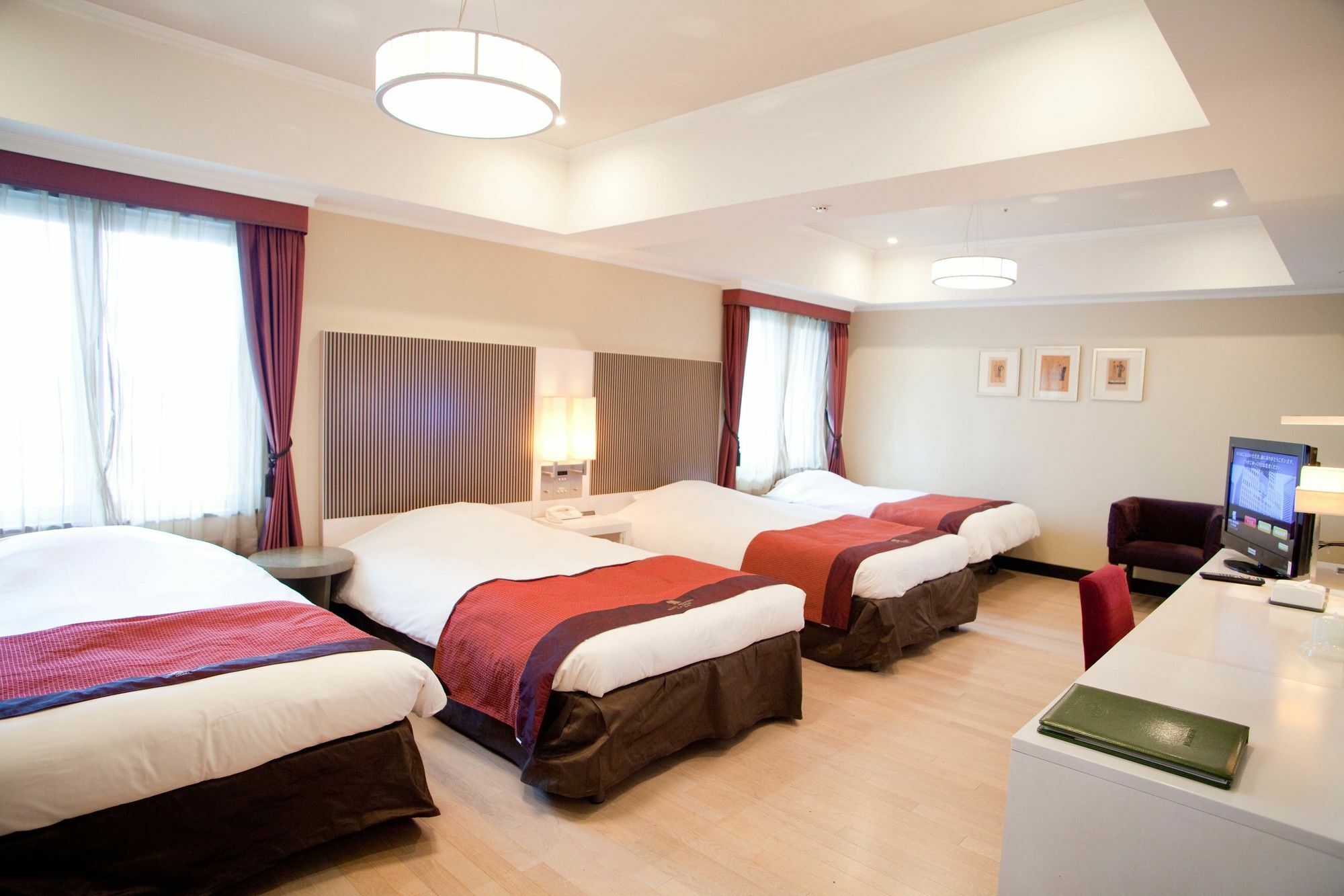 Monterey La Soeur 酒店 4*